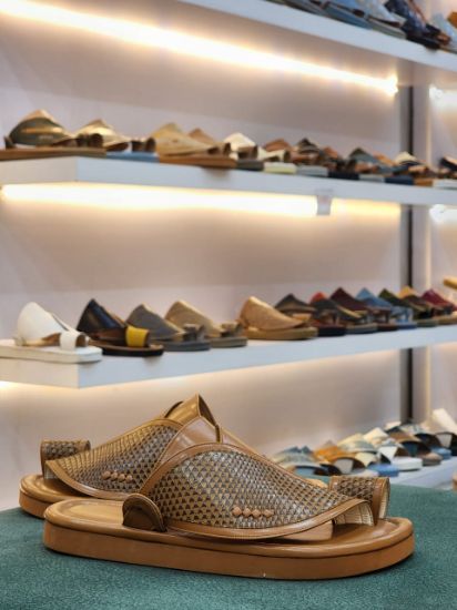 صورة شرقي جلد ثعبان مديل س43